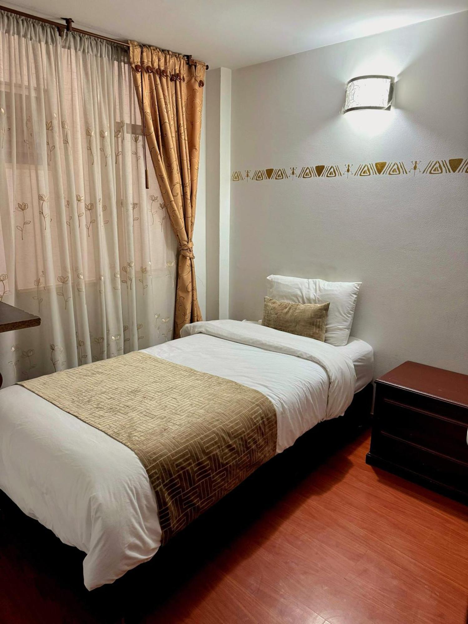 Oporto 83 Hotel Bogotá Kültér fotó