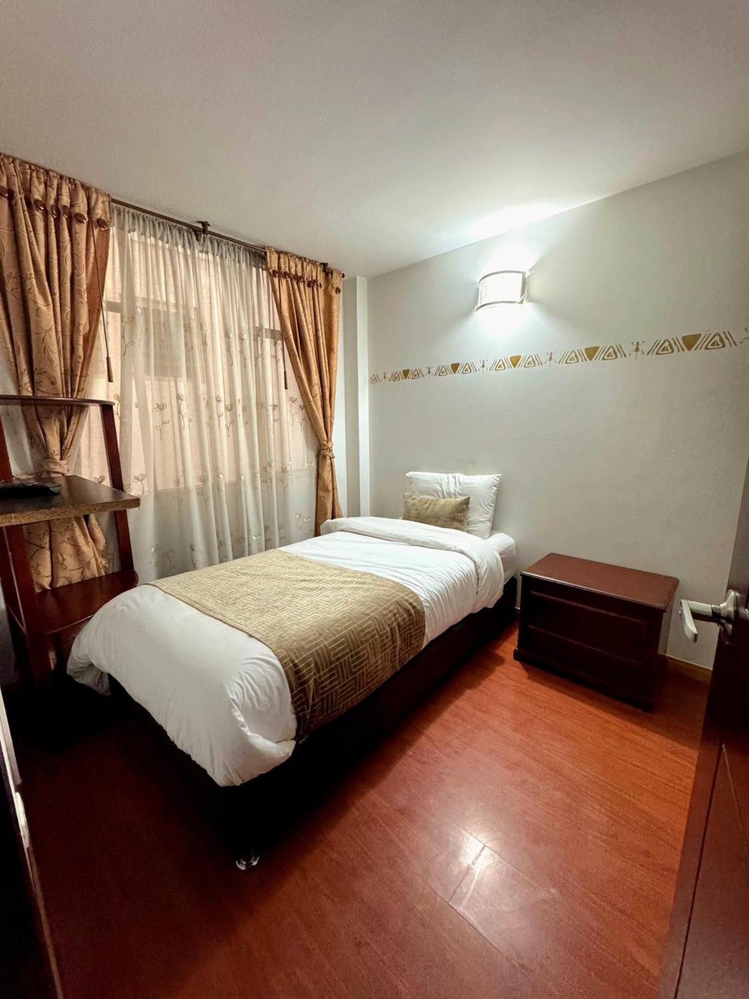 Oporto 83 Hotel Bogotá Kültér fotó